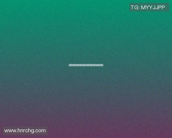 足球明星踢球瞬间的素描画展现他们的激情与技艺之美